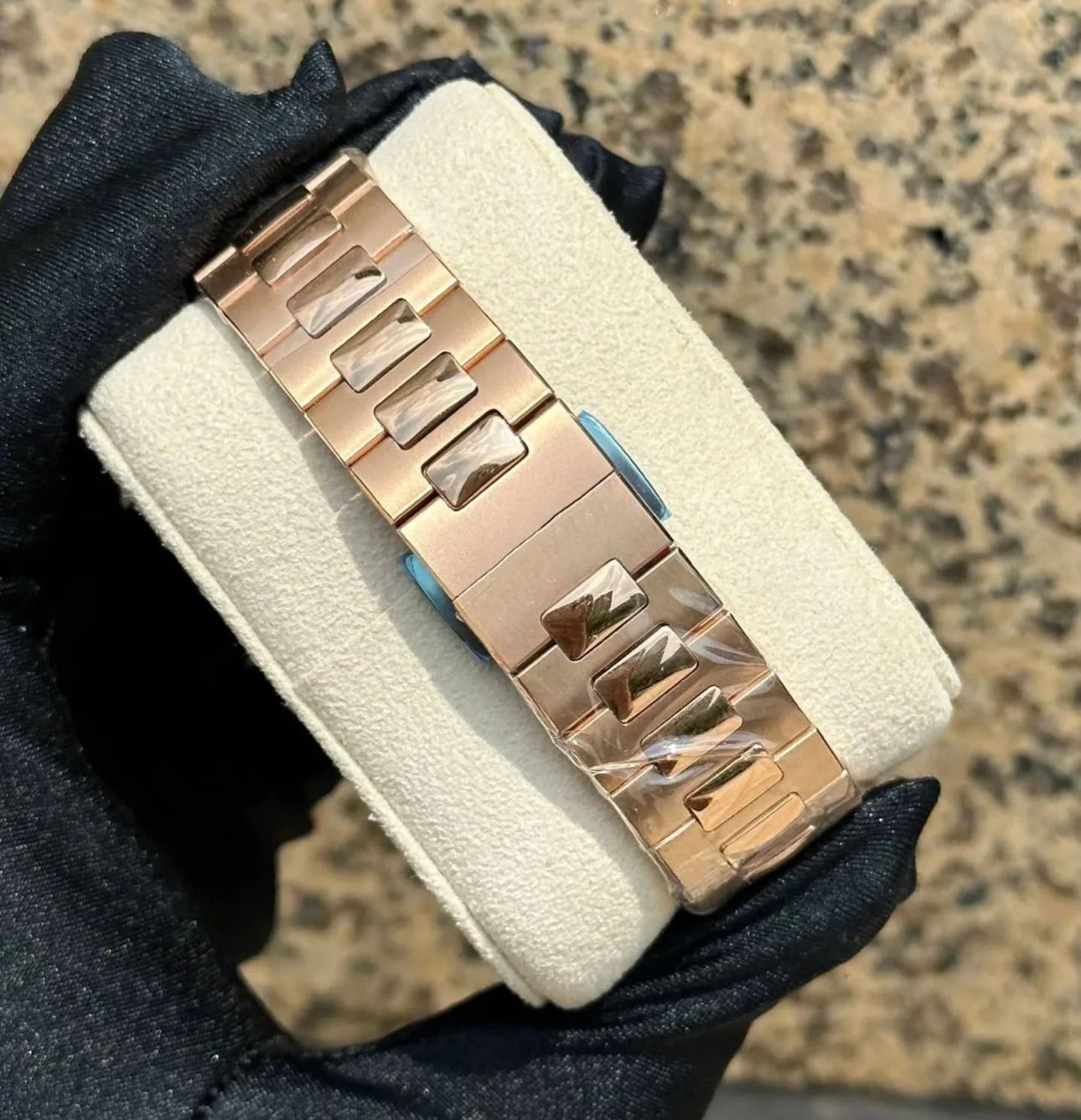 New Elegant Watches For Men